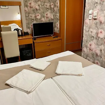Hotel Lugas