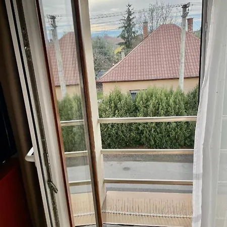 Lugas Mestecǎneşti