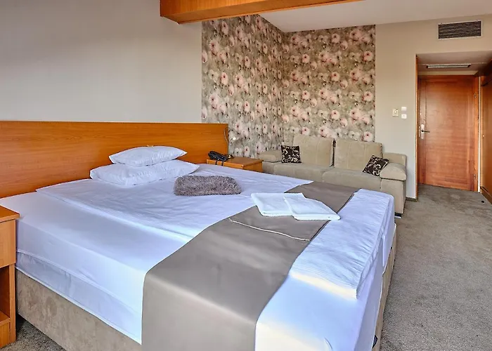Hotel Lugas