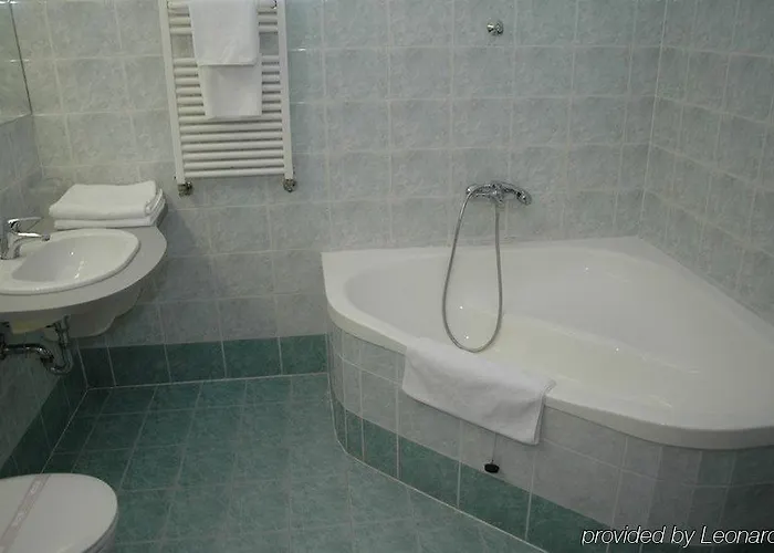 Lugas Hotel